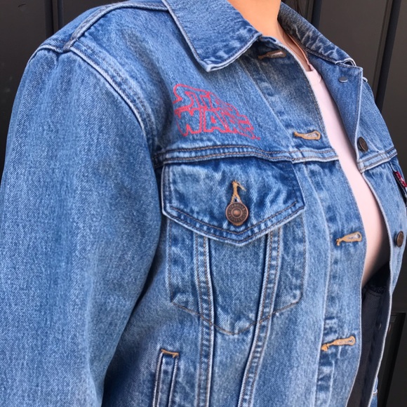 Levi’s Star Wars Jean Jacket • Levi's R2-D2 Jacket - Picture 6 of 8